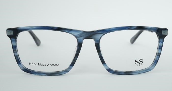 BOSS D3018 C4 unisex metal eyeglasses front view Premium reading & prescription glasses BOSS D3018 C4 Stylish metal eyeglass frame 54-18-140 Lightweight 25 gram BOSS eyeglasses BOSS D3018 C4 casual office use eyewear
